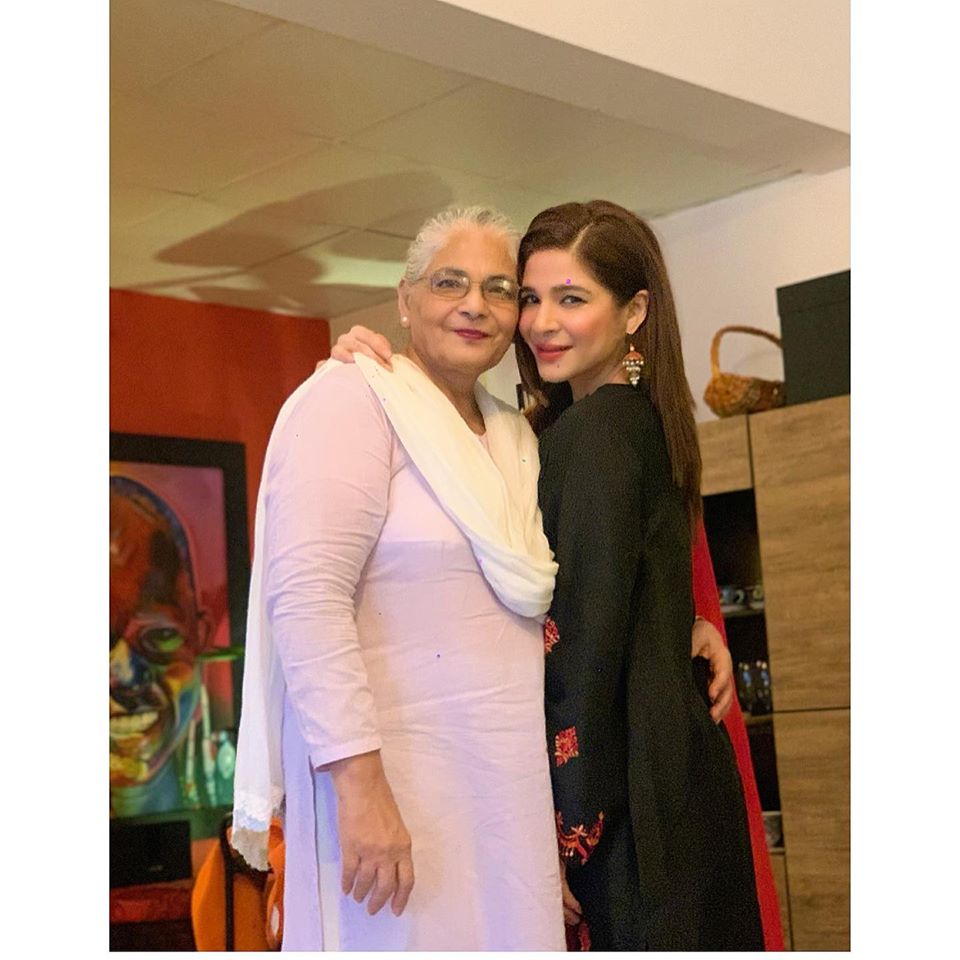 Ayesha Omar Shared The Struggles Of Her Mother After Her Father's Death