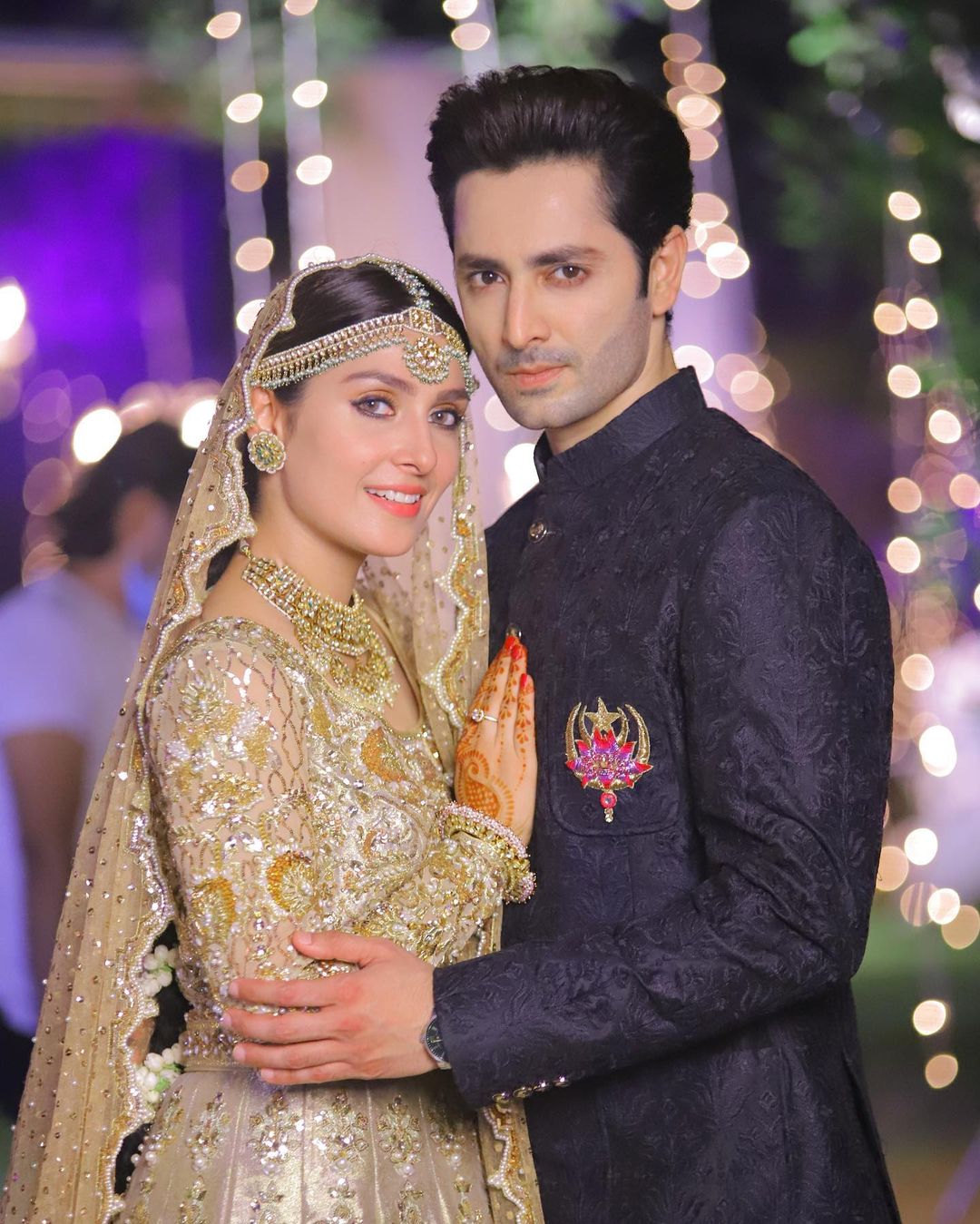 Ayeza Khan And Danish Taimoor Share Their Views Regarding Relationships ...