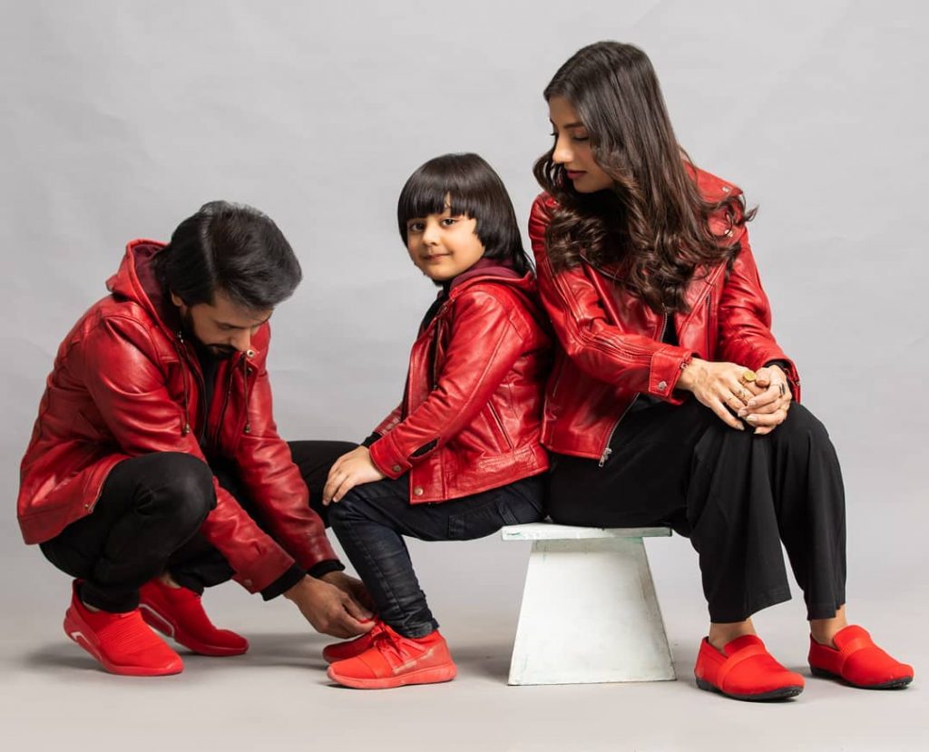 10 Latest Family Portrait Ideas Taken from Bilal Qureshi