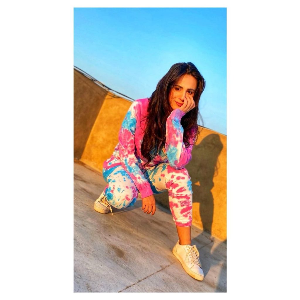 Celebrities Rocking In Tie-Dye Outfits