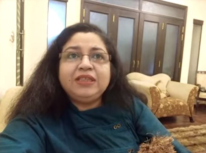 Famous Writer Faiza Iftikhar Talks About Her Personal Life And Family