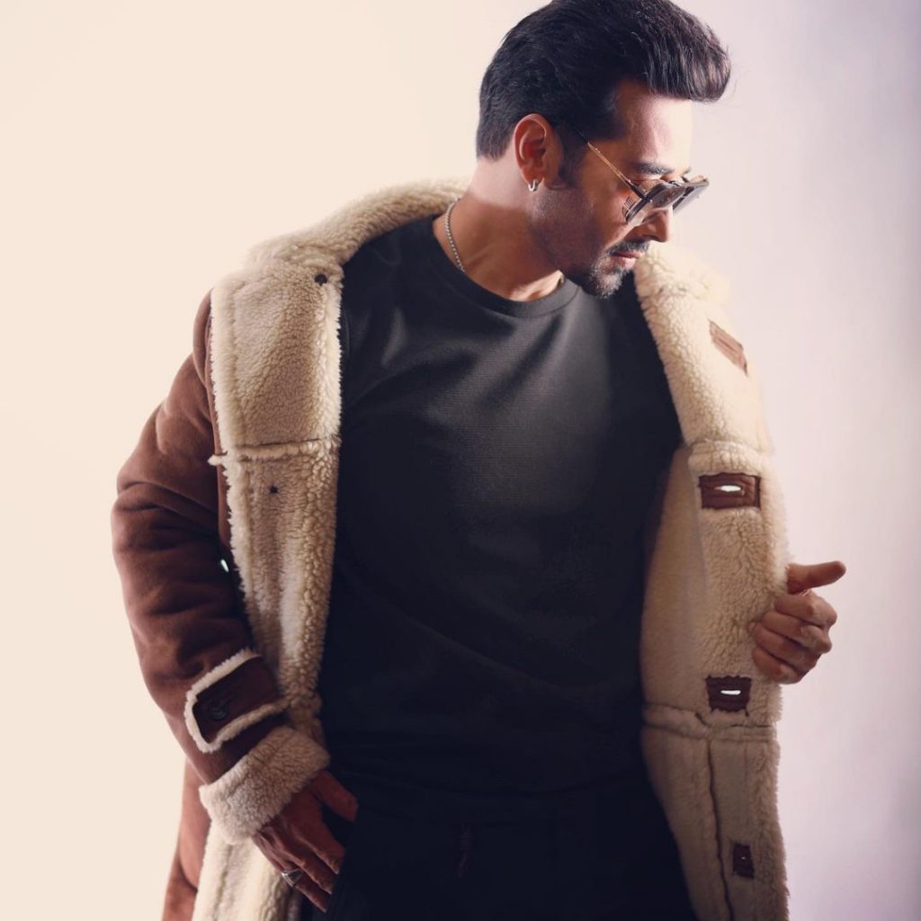 Latest Best Candid Photos of Faysal Qureshi That Will Steal Your Heart