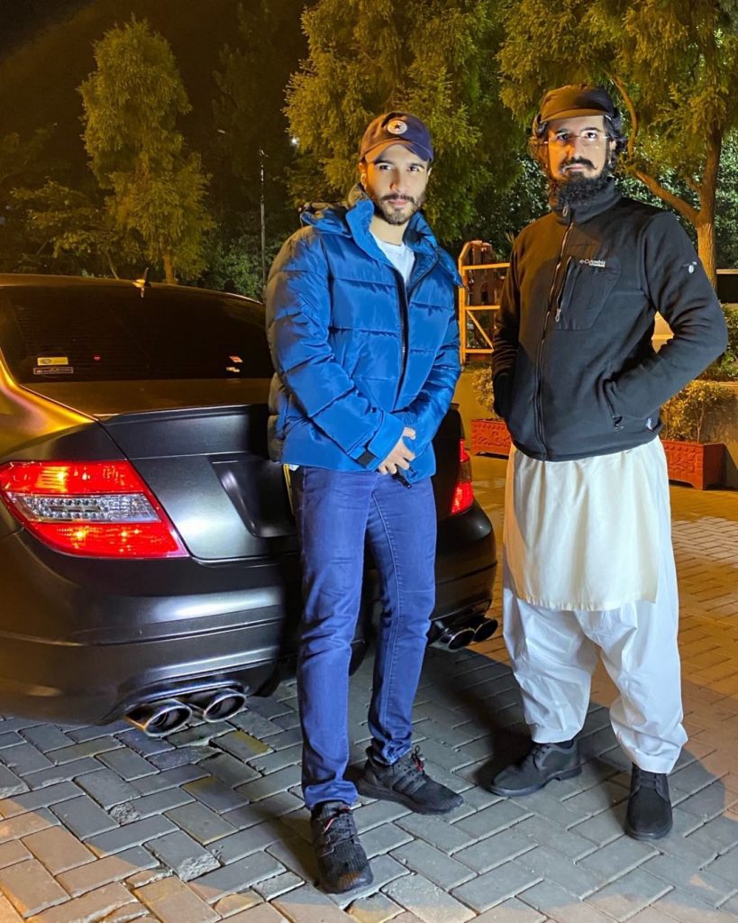 Public Reaction On Feroze Khan's Latest Picture With His Friend