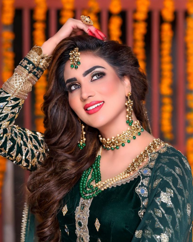 Unseen Bridal Look Of Ravishing Fiza Ali