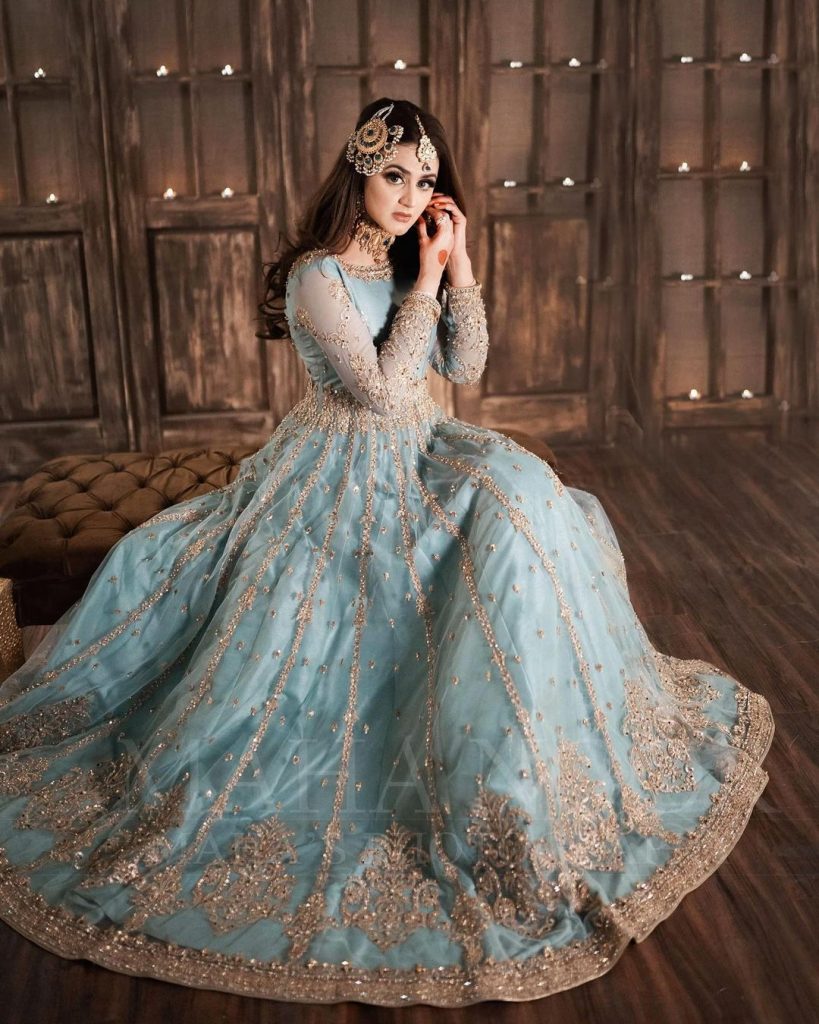 Latest Bridal Shoot Featuring Gorgeous Hira Mani