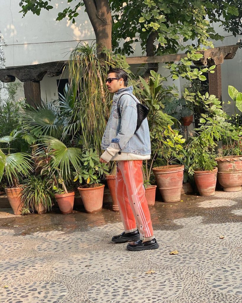Fashion Designer Hussain Rehar Flaunting His Handbag collection