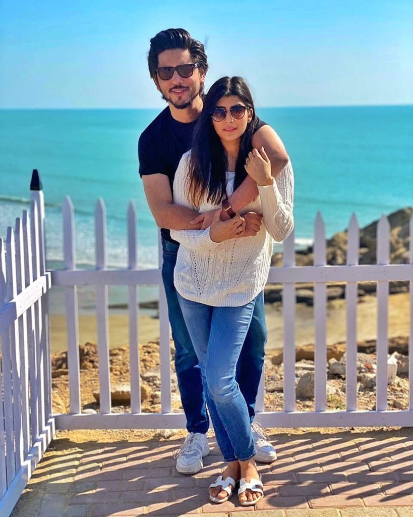 Beautiful Pictures Of Ahmed Godil And His Wife