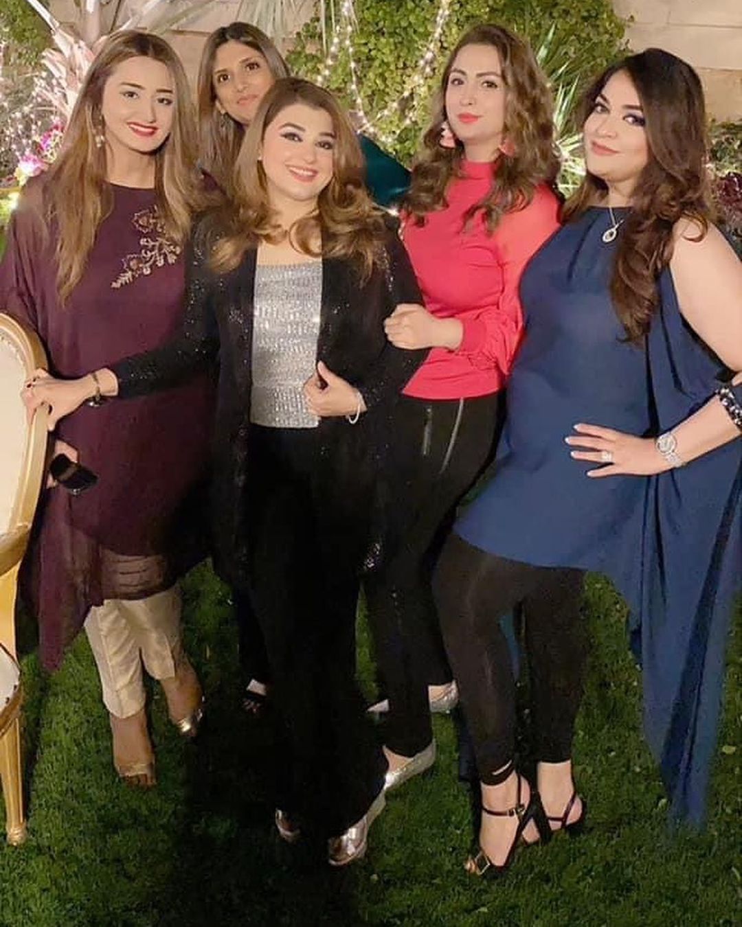 Latest Clicks of javeria Saud with her Friends