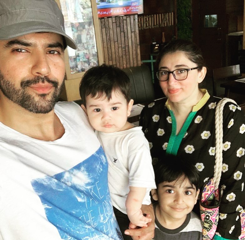 Beautiful Clicks of Junaid Khan with his Family