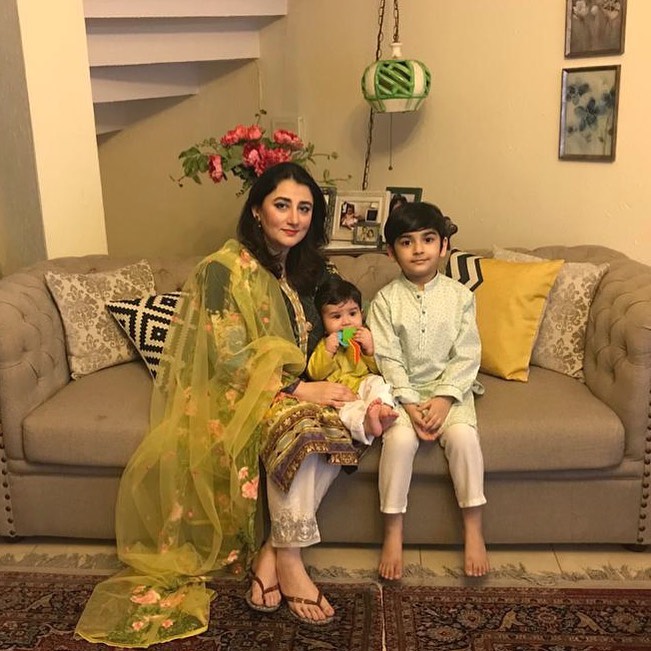 Beautiful Clicks of Junaid Khan with his Family