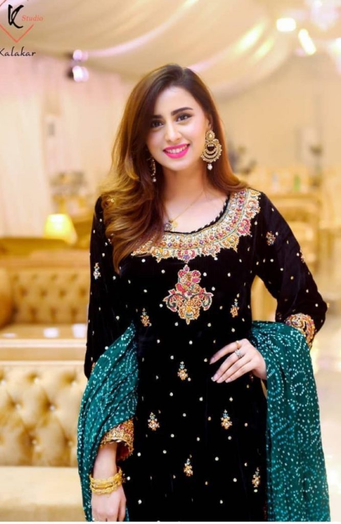 Madiha Naqvi Beautiful Pictures