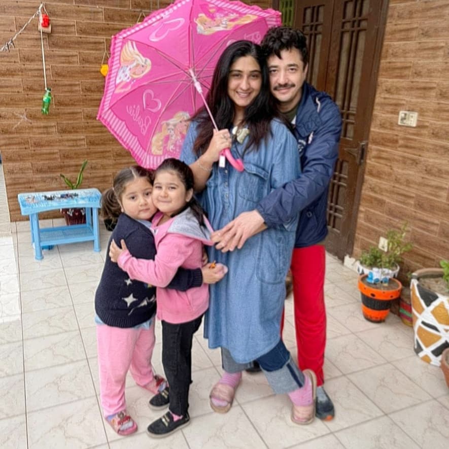 Latest Clicks of Madiha Rizvi with her Family