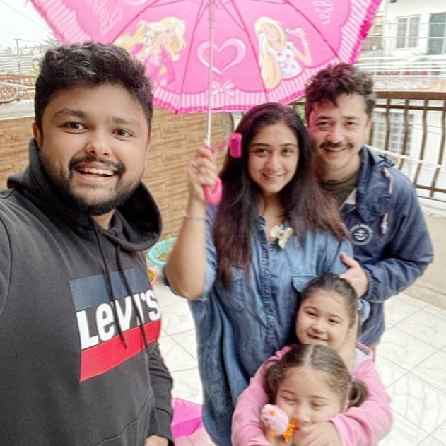 Latest Clicks of Madiha Rizvi with her Family