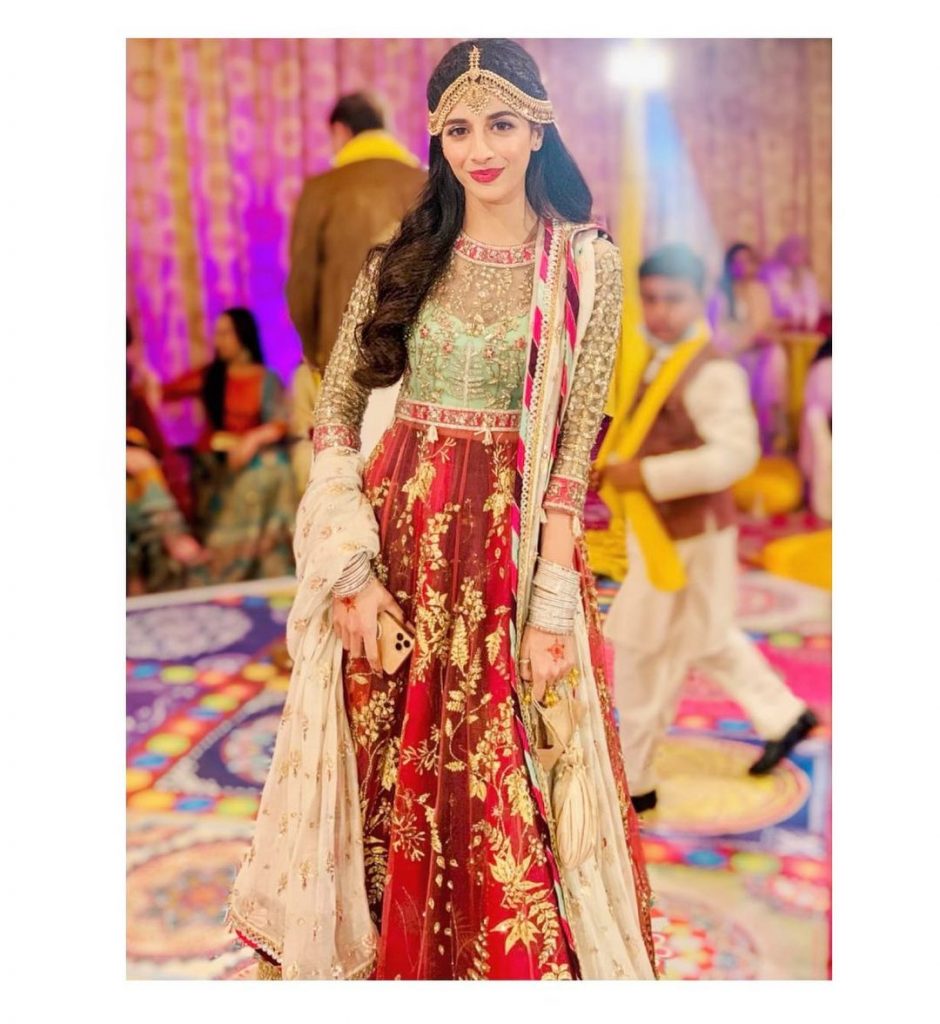 Mawra Hocane Looked Ethereal In Red Saree At A Friend's Wedding
