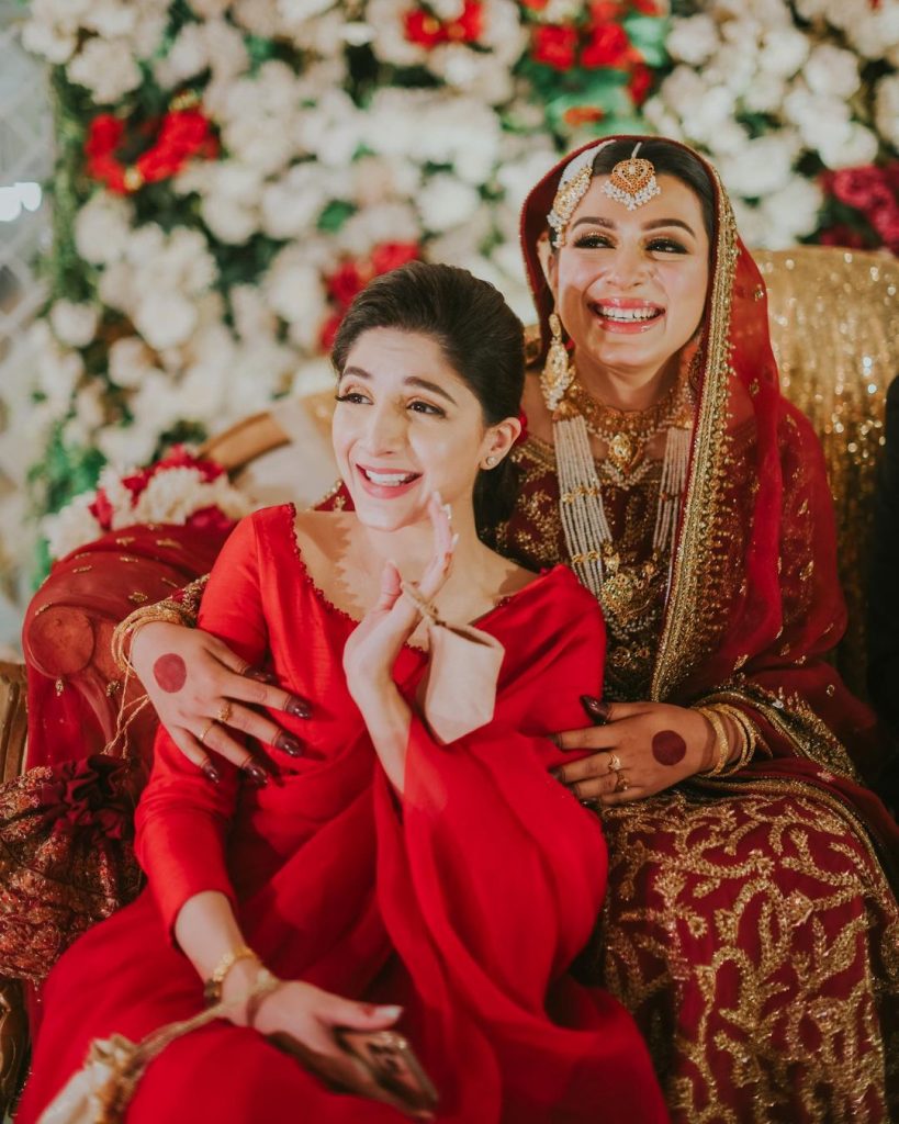 Mawra Hocane Looked Ethereal In Red Saree At A Friend's Wedding