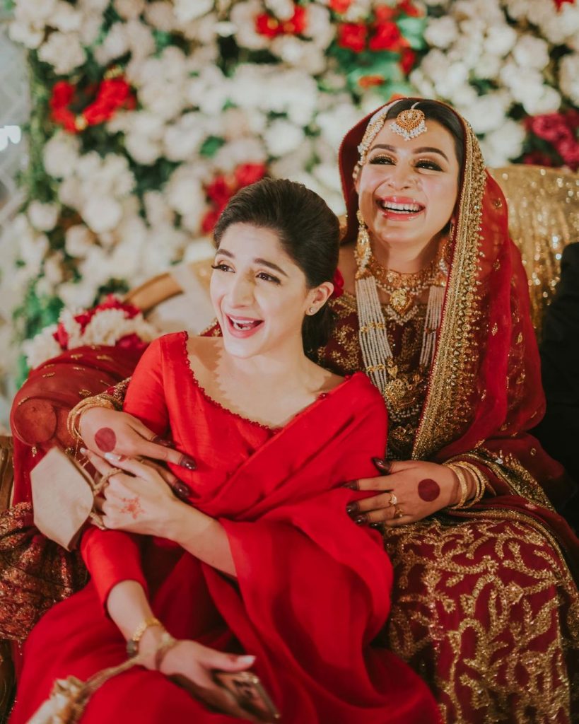 Mawra Hocane Looked Ethereal In Red Saree At A Friend's Wedding