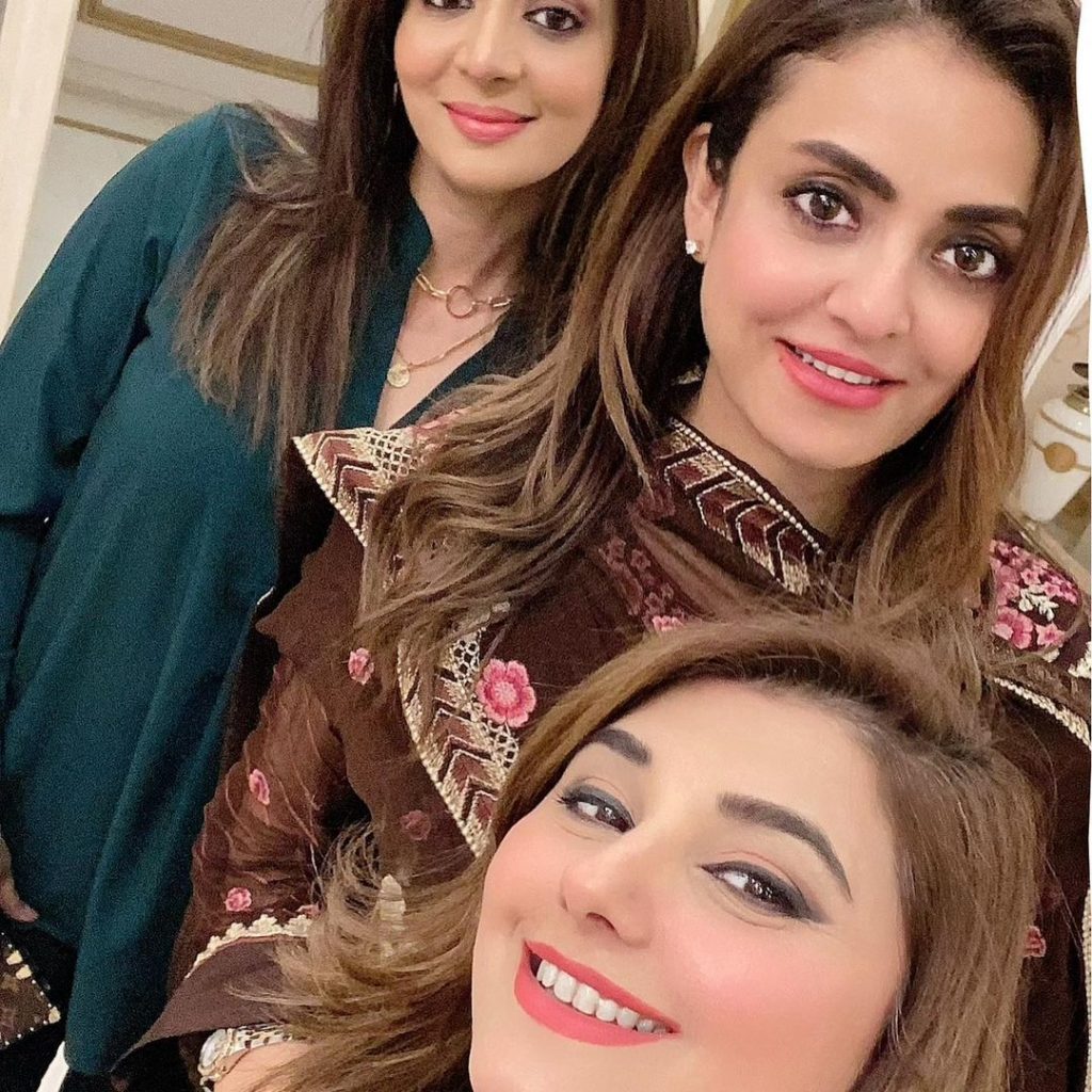 Javeria Saud Hosts A Dinner For The Newly Married Couple Nadia Khan And Faisal Mumtaz Rao