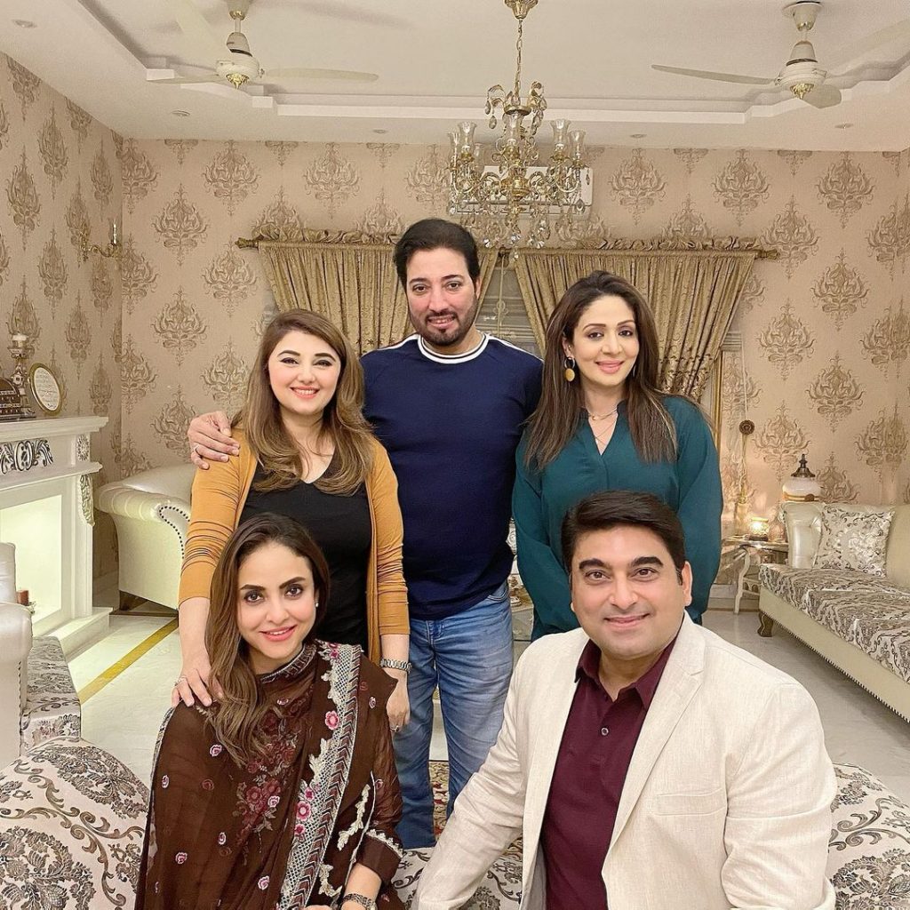 Javeria Saud Hosts A Dinner For The Newly Married Couple Nadia Khan And Faisal Mumtaz Rao