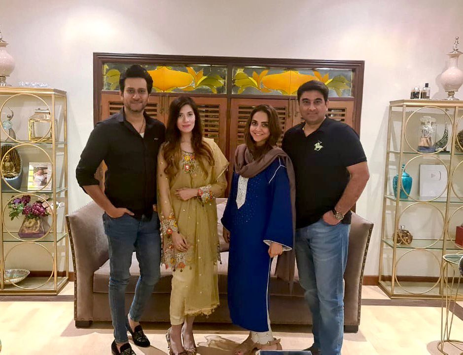 Nadia Khan Spotted At Dr Wajahat's Wedding Anniversary