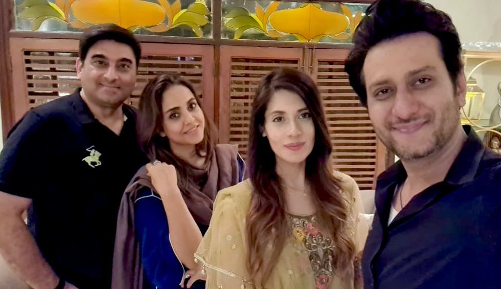 Nadia Khan Spotted At Dr Wajahat's Wedding Anniversary