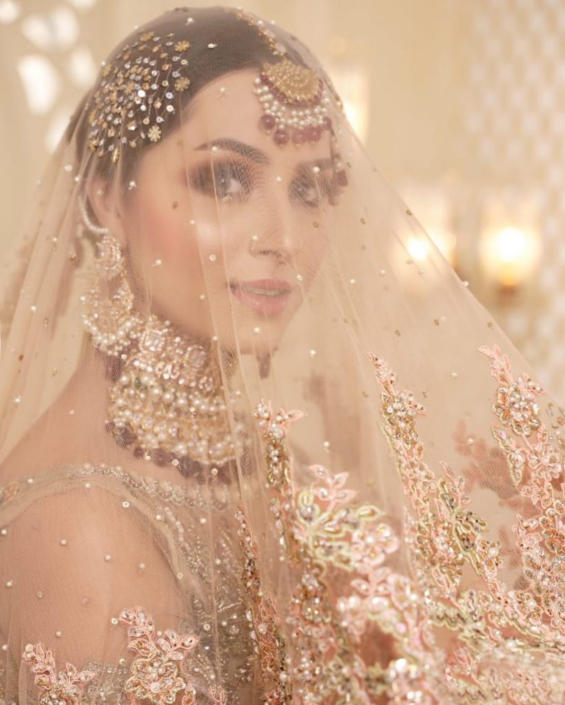 Nimra Khan Looks Drop Dead Gorgeous In Her Latest Bridal Shoot