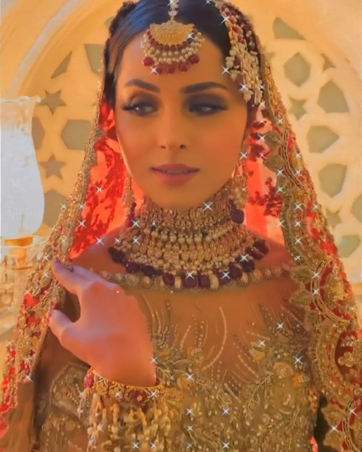 Nimra Khan Looks Drop Dead Gorgeous In Her Latest Bridal Shoot