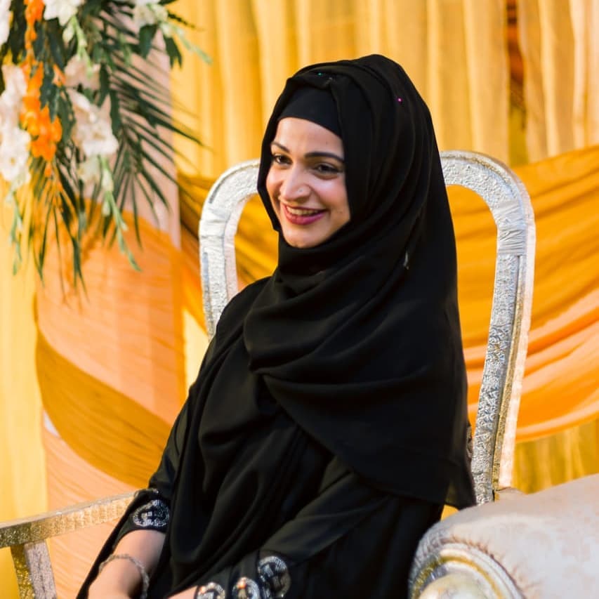 Pakistani Eminent Actresses Wearing Hijab