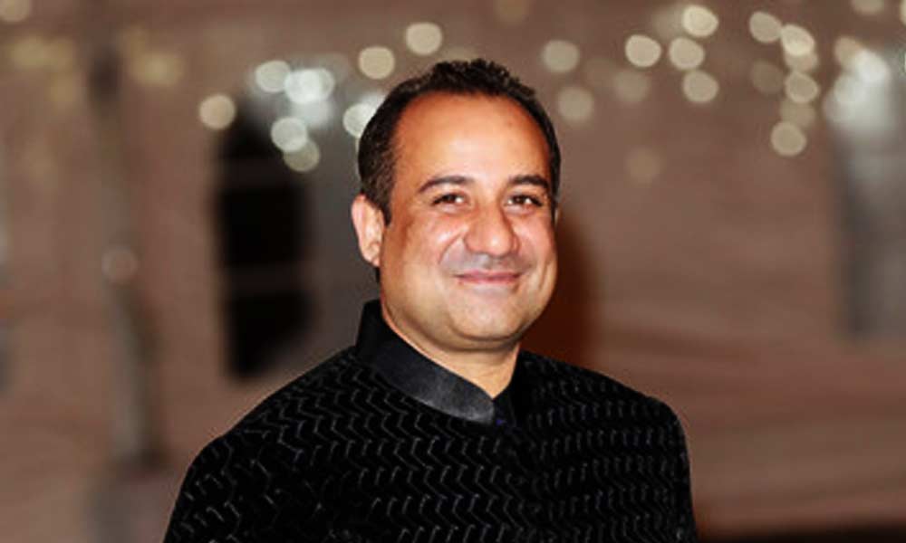 Rahat Fateh Ali Khan Celebrated Birthday With Friends