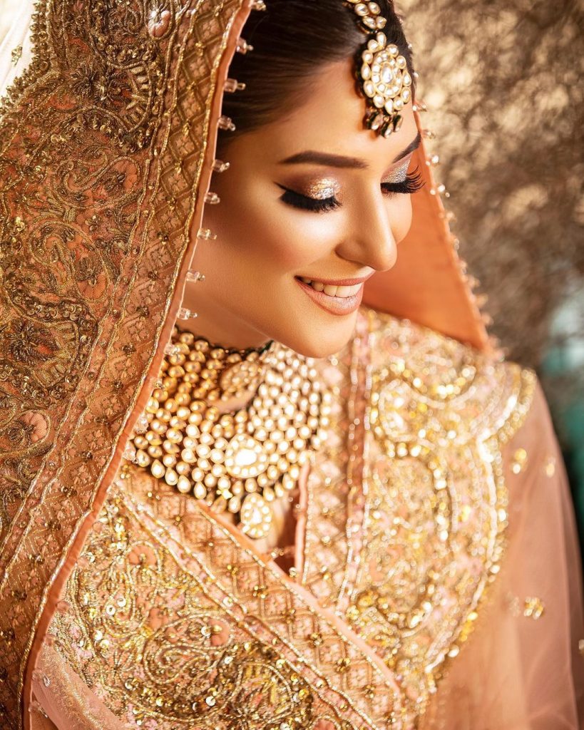 Ramsha Khan Looks Magnificent In Gorgeous Gold Bridal Ensemble