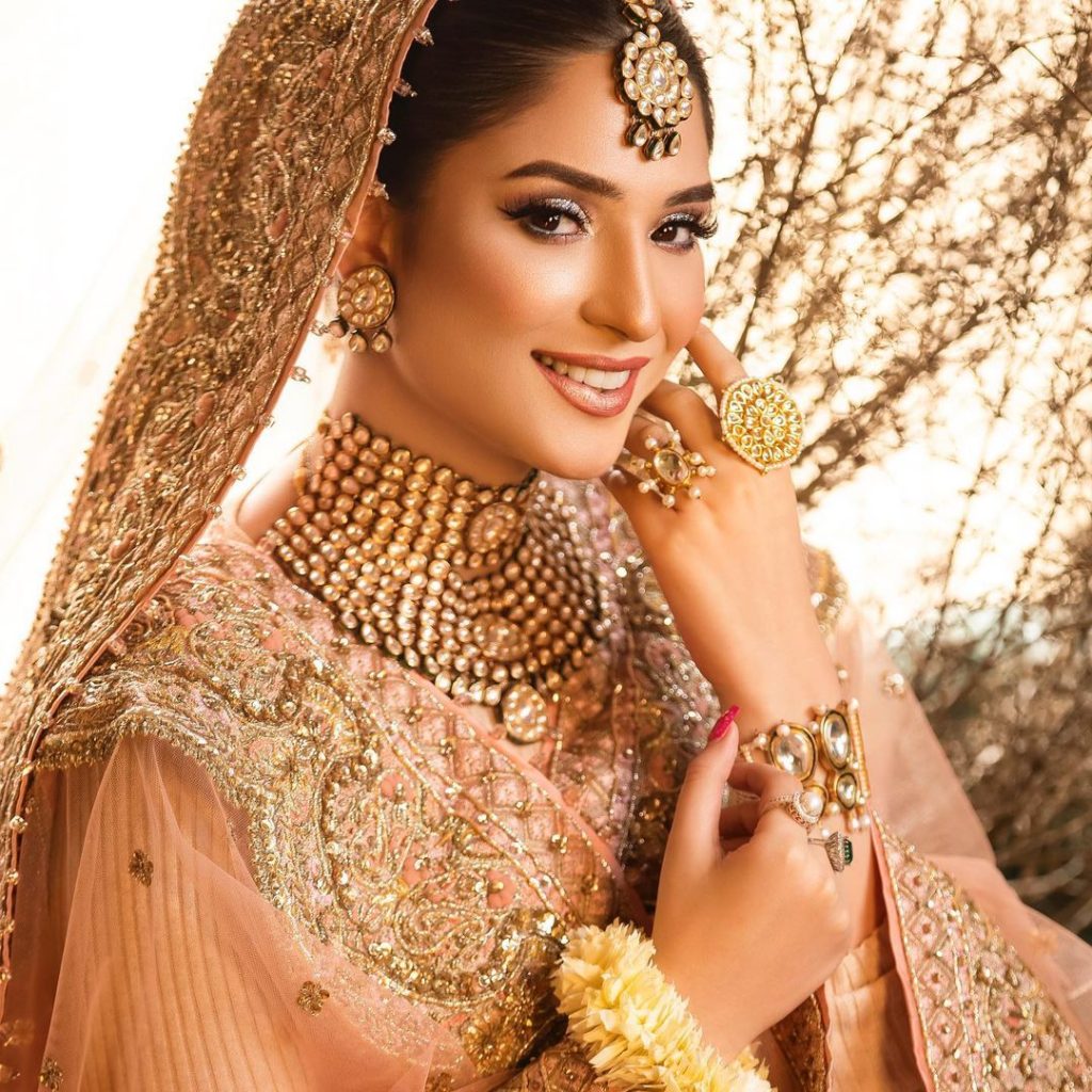 Ramsha Khan Looks Magnificent In Gorgeous Gold Bridal Ensemble