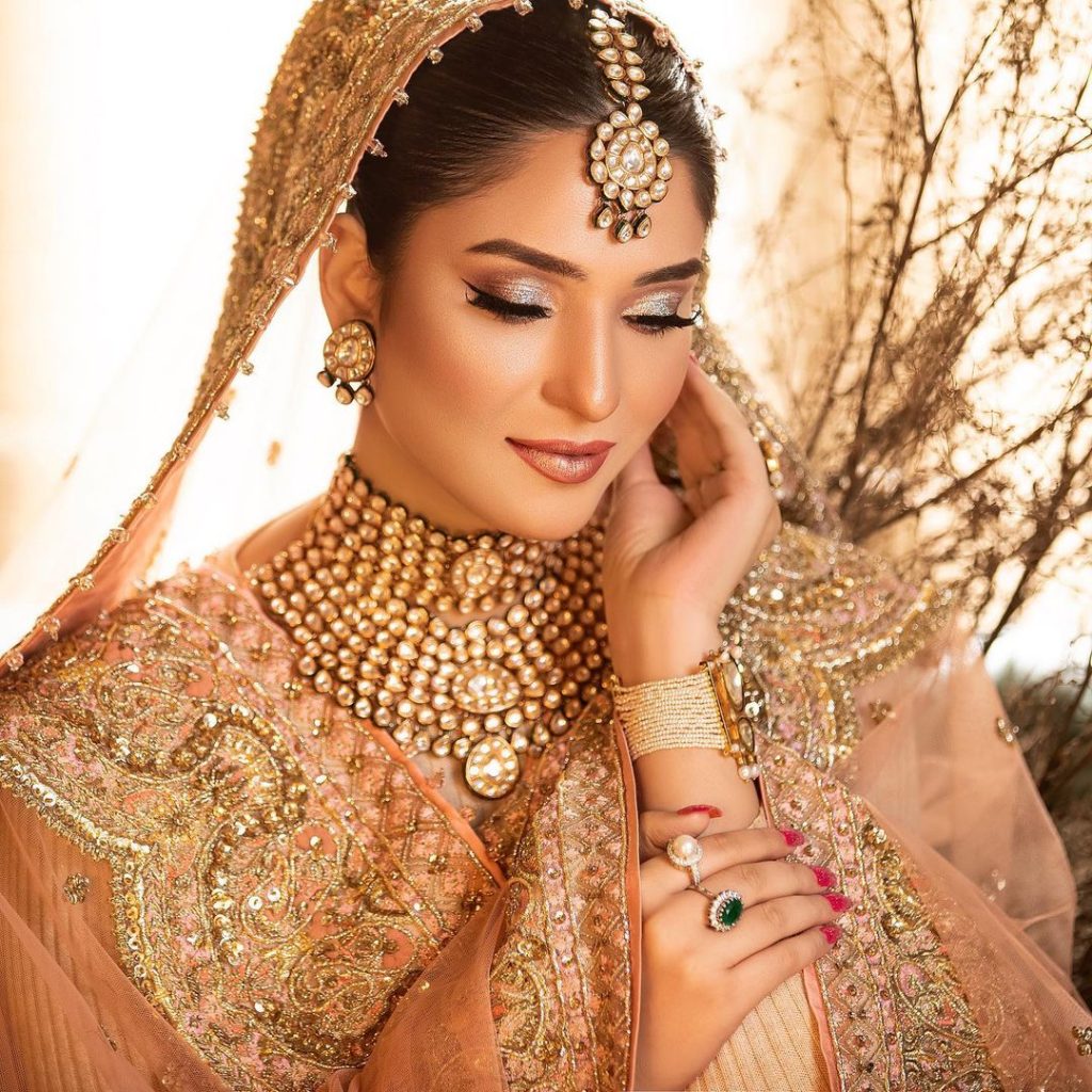 Ramsha Khan Looks Magnificent In Gorgeous Gold Bridal Ensemble