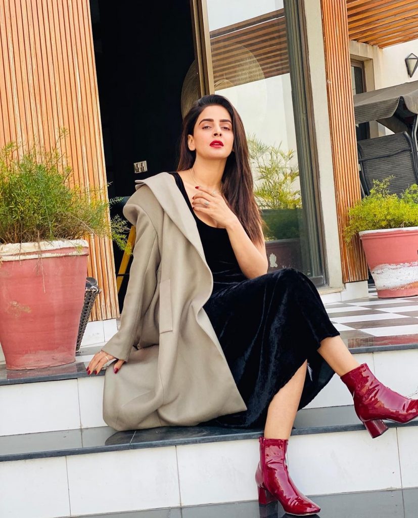 Saba Qamar Effortlessly Flaunting Red Lip Color