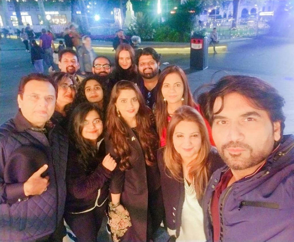 Latest Glimpse of Samina Humayun Saeed With Her Family