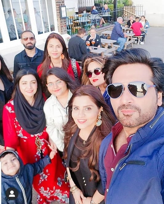 Latest Glimpse of Samina Humayun Saeed With Her Family