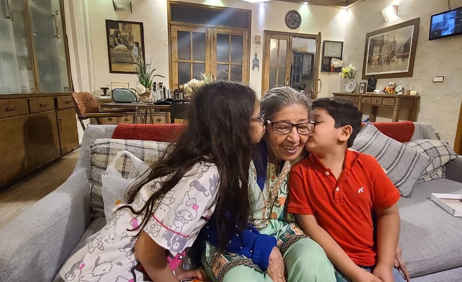 Lovely Family Photos of Fahad Mustafa and Sana Fahad