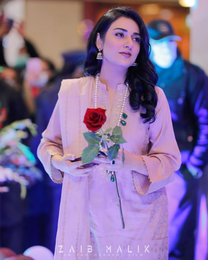 Sarah Khan And Falak Shabbir Spotted At A Store Launch In Islamabad