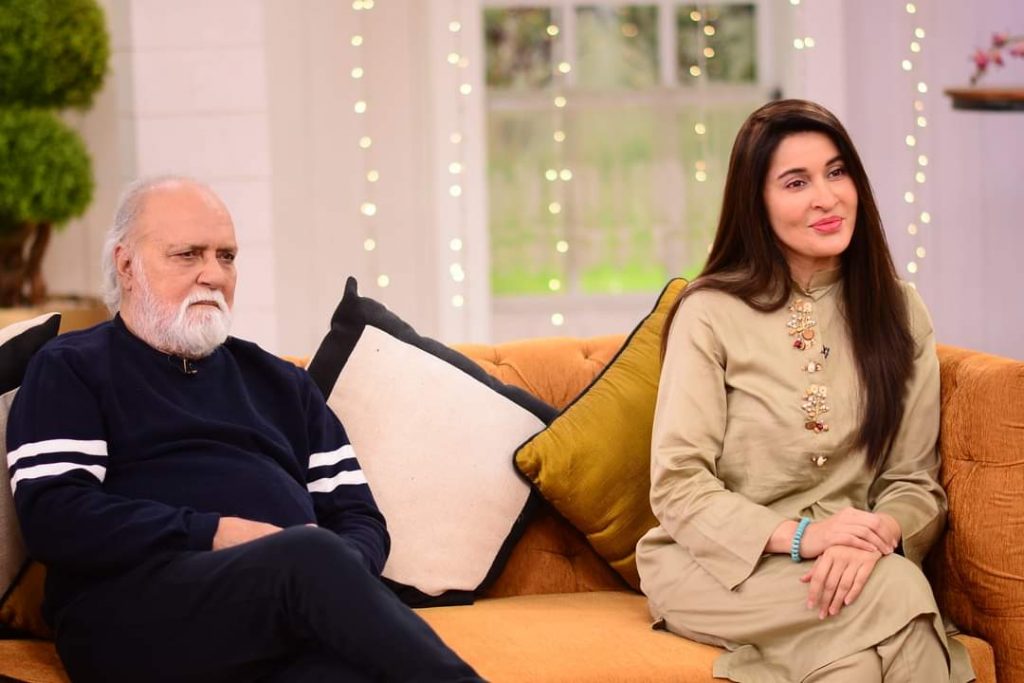 Nida Yasir and Shaista Lodhi With Their Fathers