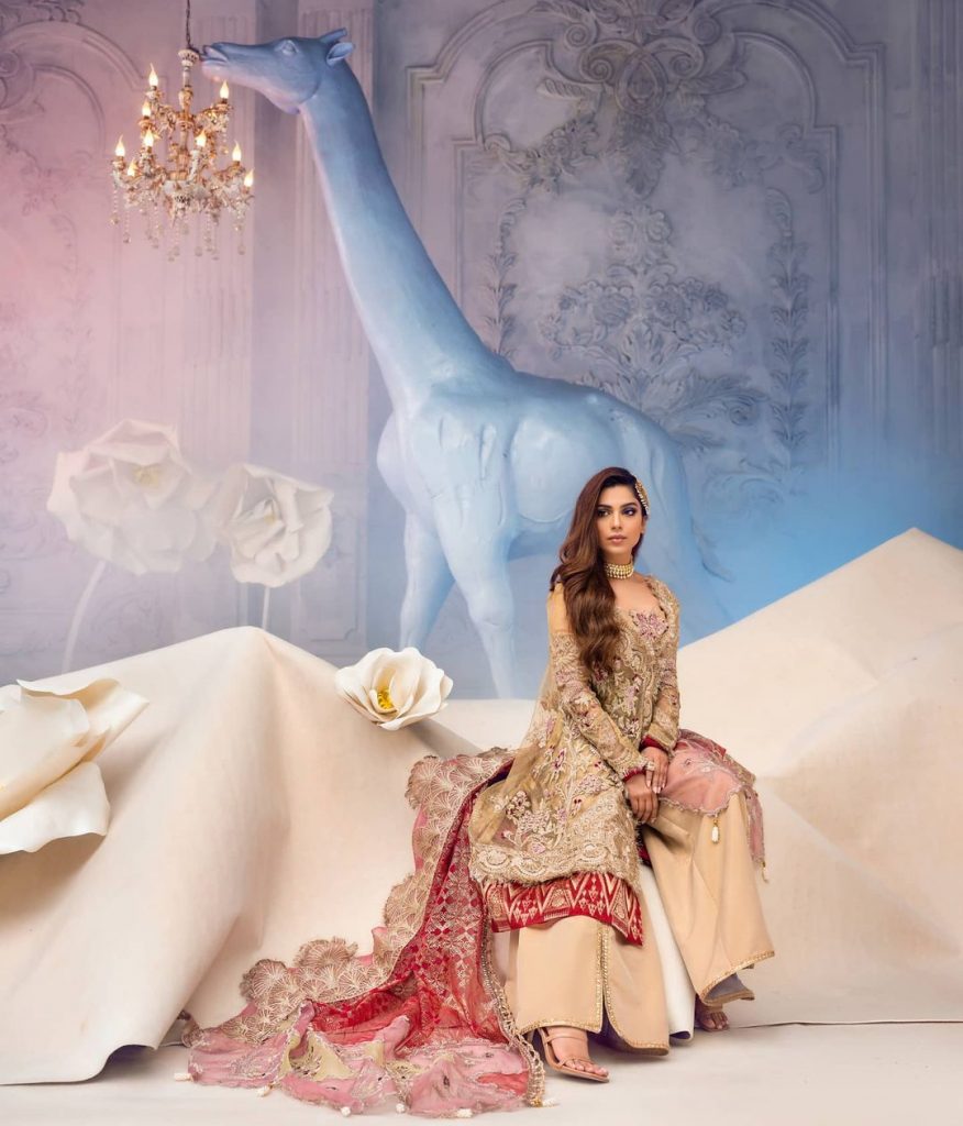 Latest Collection Of Shiza Hassan Featuring Sonya Hussyn