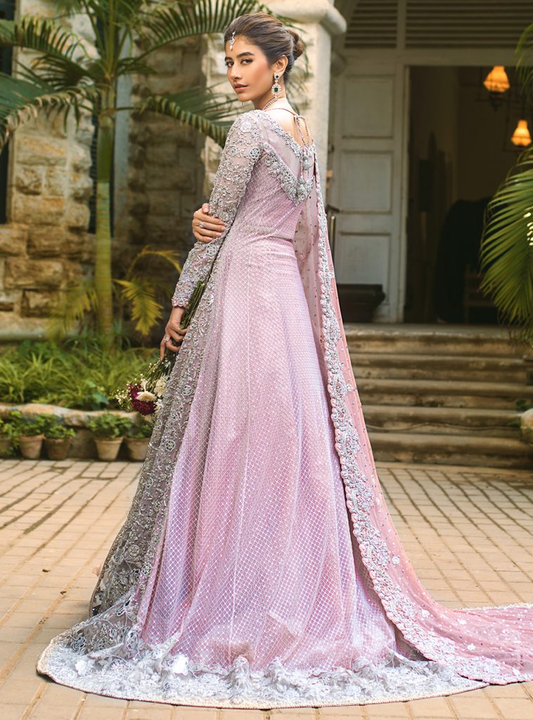 Syra Yousaf's Latest Bridal Shoot For Zainab Chottani Official ...