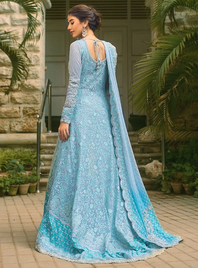 Syra Yousaf's Latest Bridal Shoot For Zainab Chottani Official