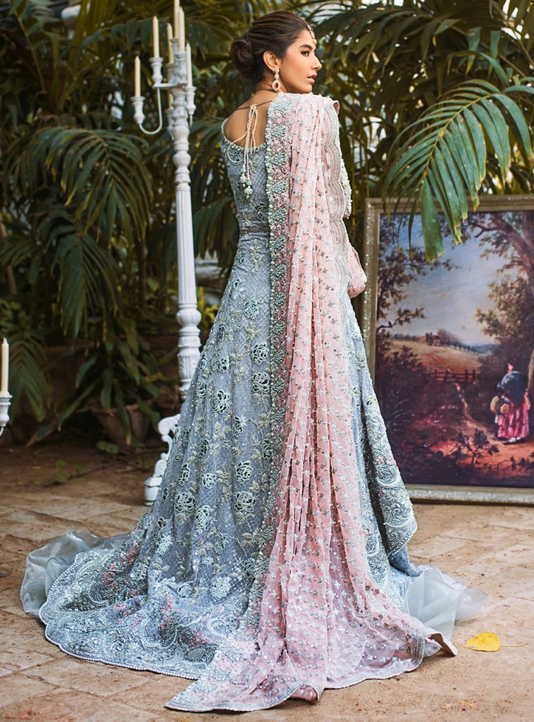 Syra Yousaf's Latest Bridal Shoot For Zainab Chottani Official