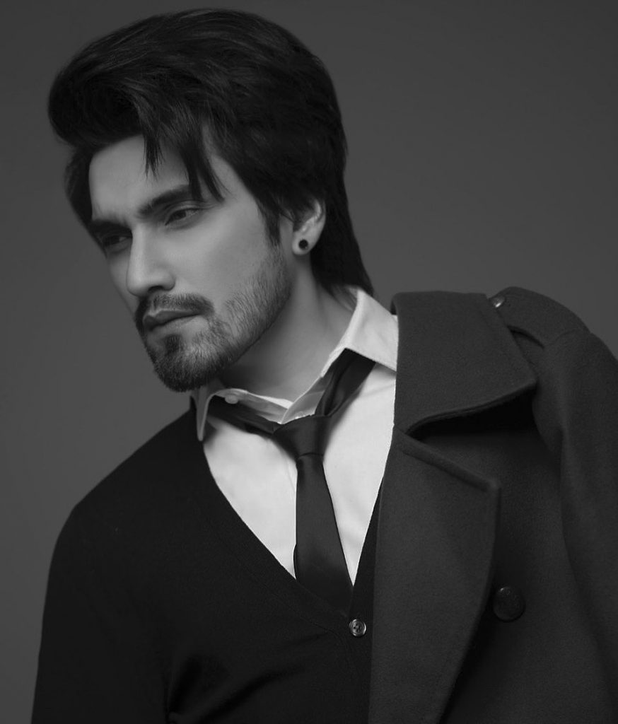 A Closer Look at The Handsome Singer –Uzair Jaswal