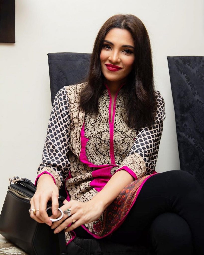 20 Pictures of Zhalay Sarhadi in Eastern Clothing
