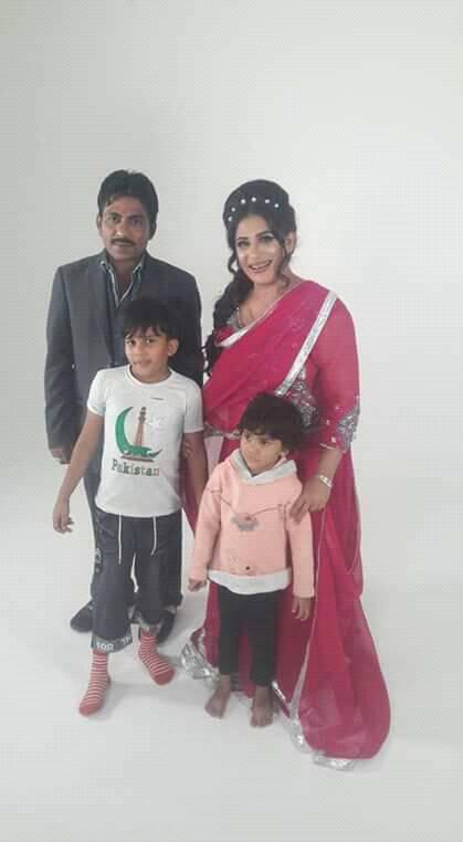 Adorable Family of The Famous Naseebo Lal