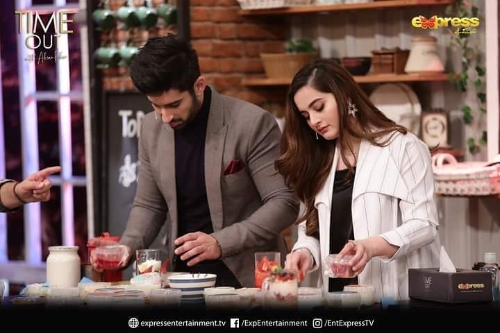 Beautiful Pictures of Aiman Khan and Muneeb Butt from Time out with Ahsan Khan