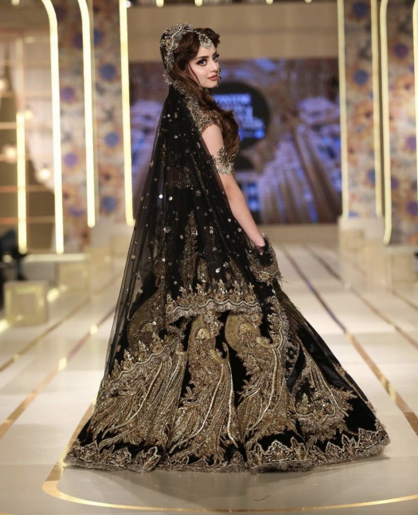 Alizeh Shah Walked On The Ramp For Kashees At BCW Day2 Reviewit.pk