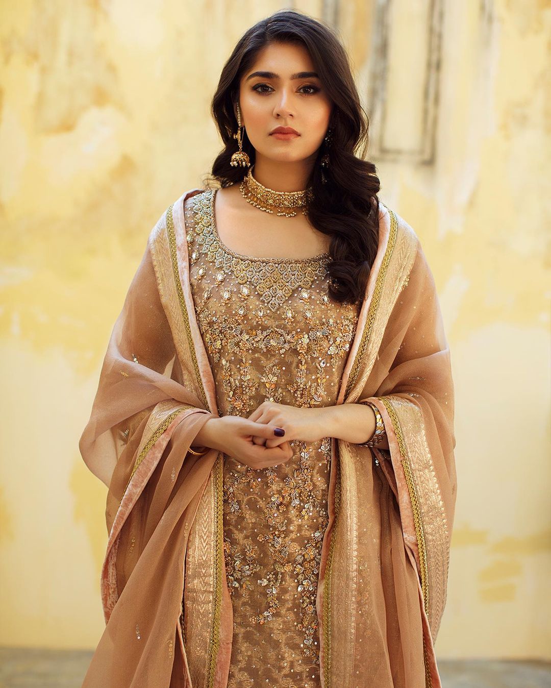 Dur e fishan Saleem Looking Ethereal In Uzma Babar's Ensembles