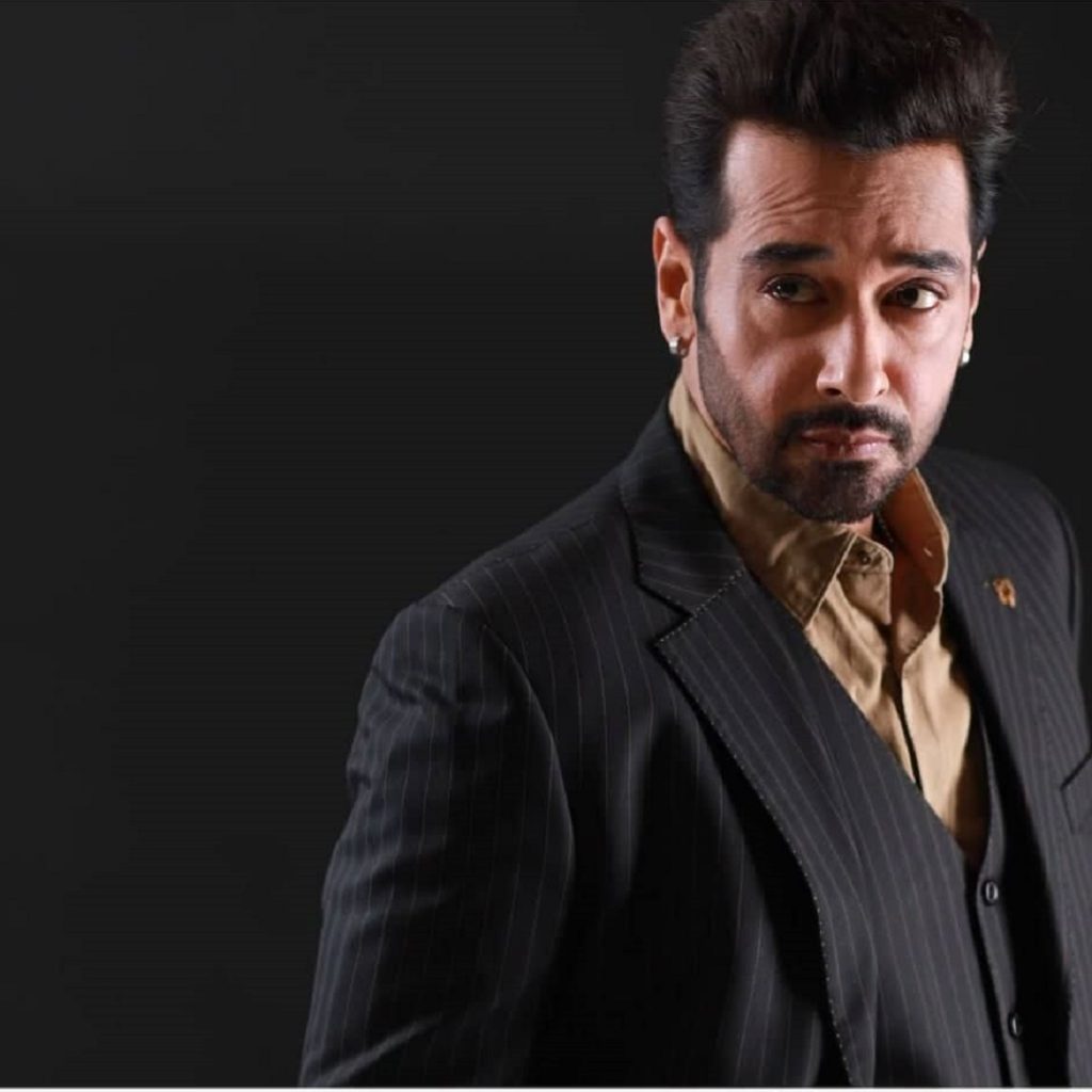 Faysal Qureshi Talks About His First Heartbreak