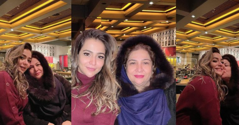 Humaima Malick Beautiful Pictures with Her Mother