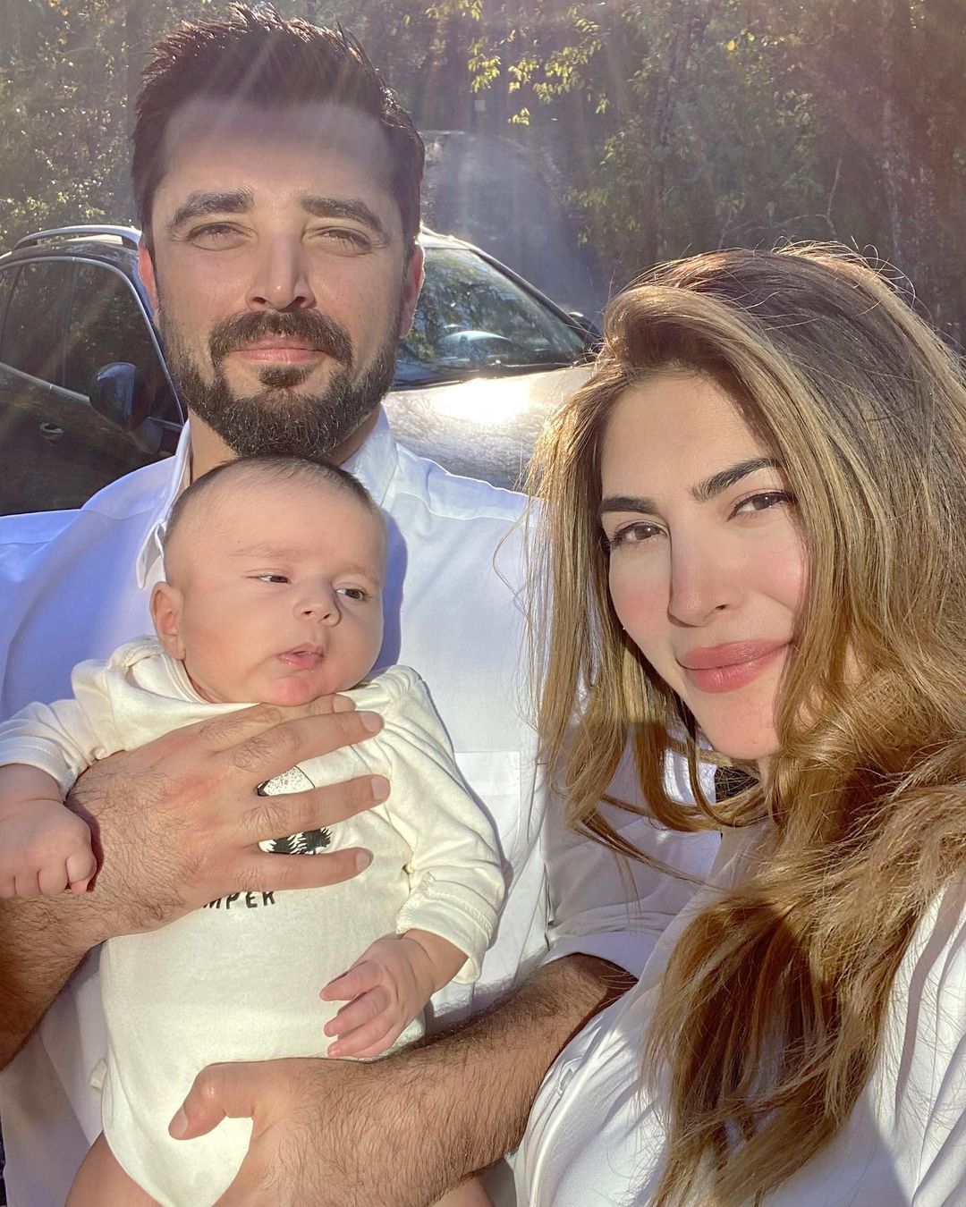 Hamza Ali Abbasi with his Wife and Son - Latest Pictures